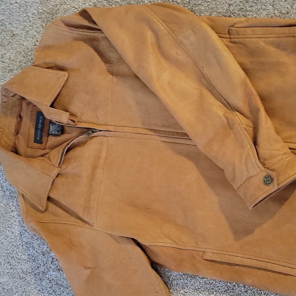 Women's leather jacket - Picture 2 of 2